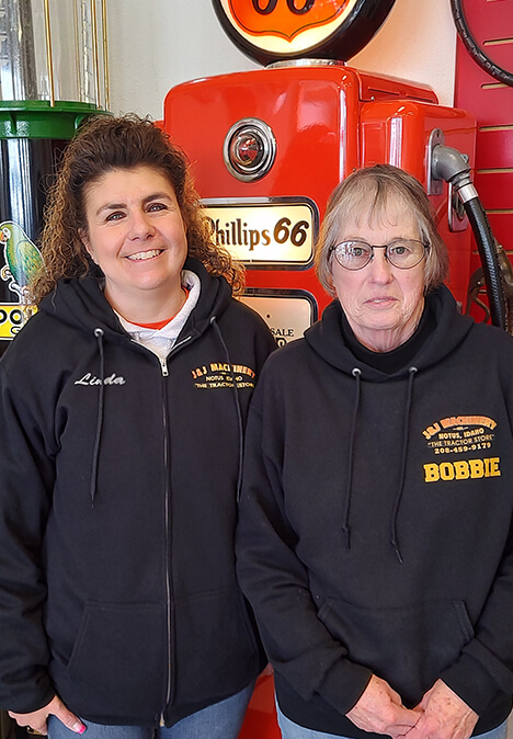 Linda and Bobbie (left to right)